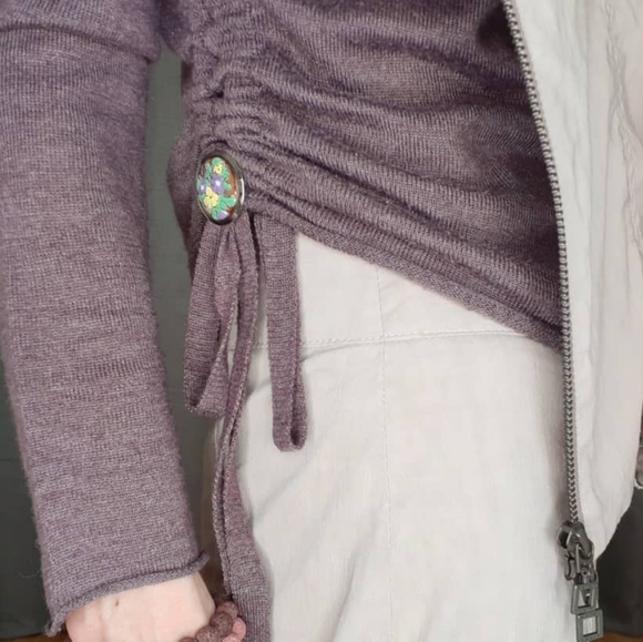 Brooch - Picture 2 of 8